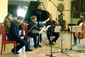 From left: Eugen Indjic, Jakub Jakowicz, Marcin Markowicz, Artur Rozmyslowicz, Maciej Mlodawski   play Piano Quintet in G minor by Julius Zarebski. Fot. by J. Grycan.